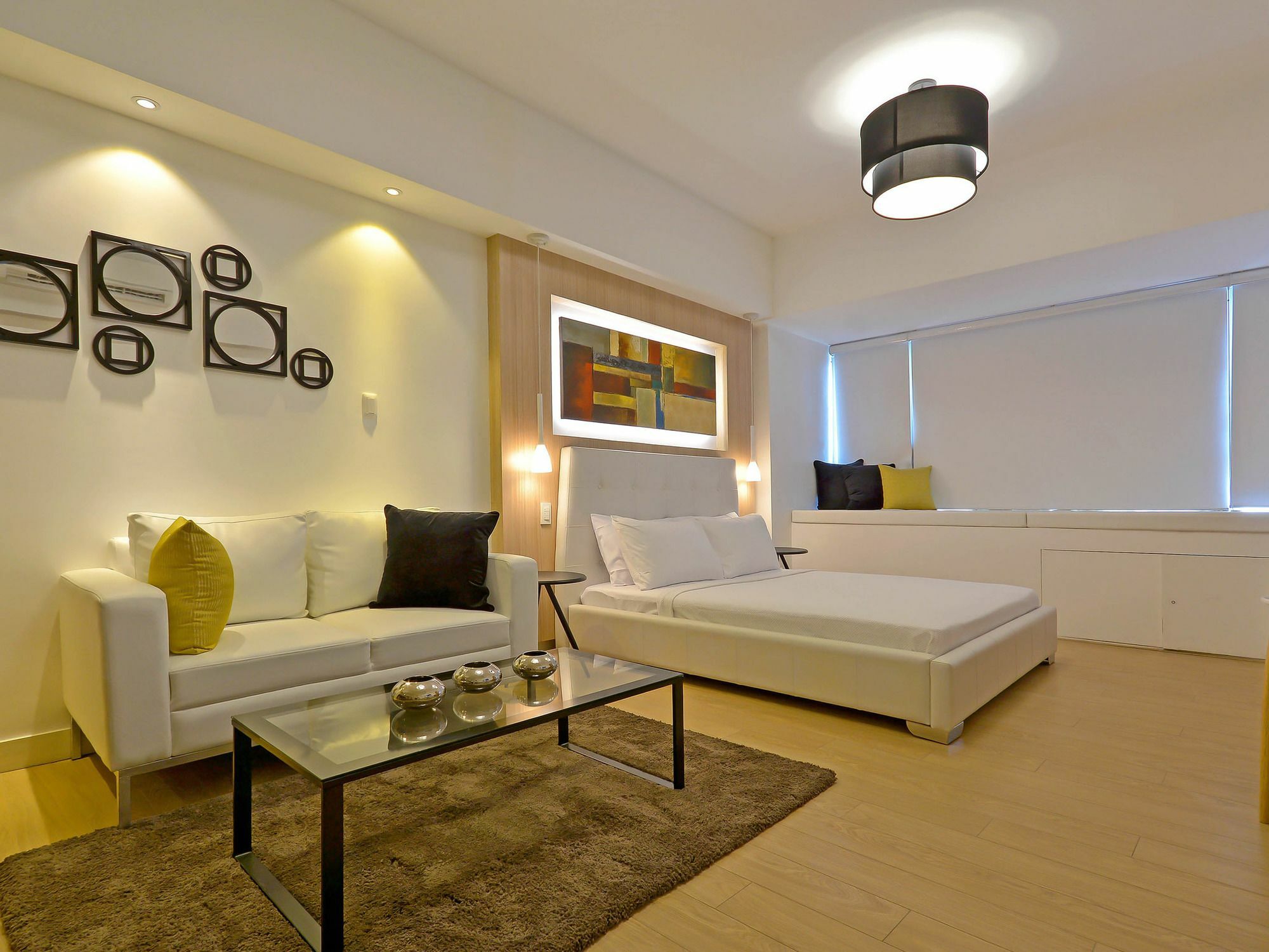 Shang Luxury Suites Mandaluyong Exterior photo